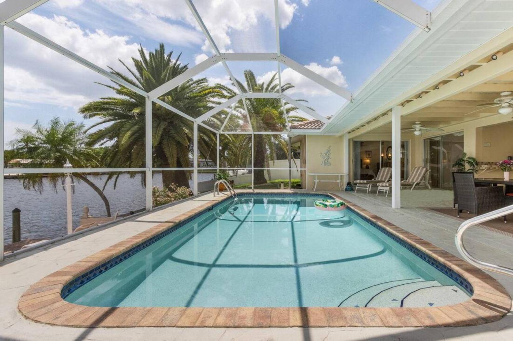 Villa Catalina Isles - Holidays In Paradise Cape Coral Exterior foto